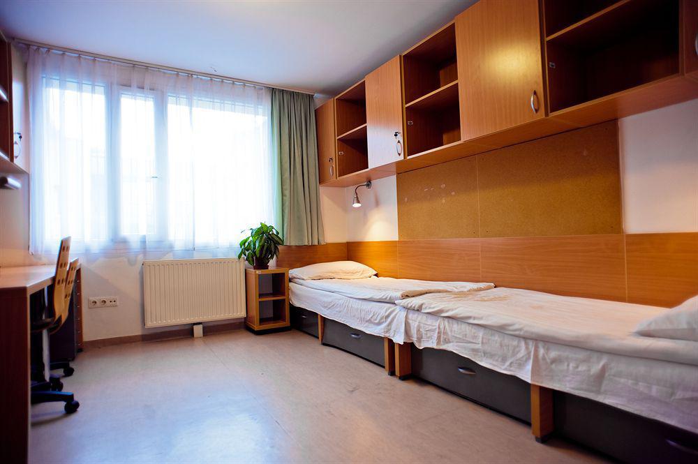 City Hostel Corvin Budapest Exterior foto
